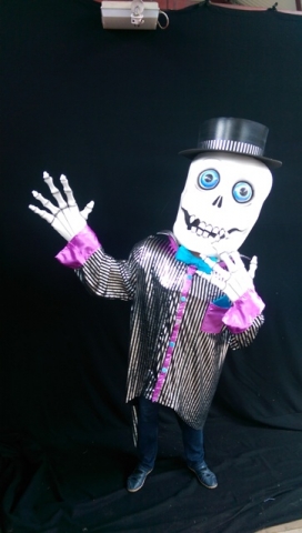 halloween themed entertainers, Dracula, Mummy costume, street entertainer ireland, sKeleton